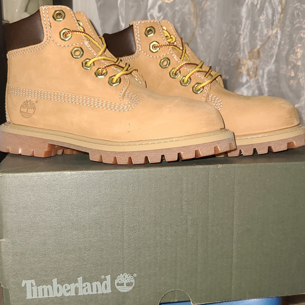 Bn Timberland boots 10c